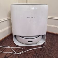 Narwal Freo Robot Vacuum and Mop Combo