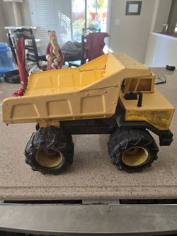 Vintage Tonka dump truck.