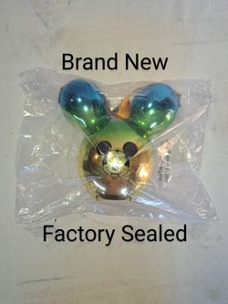 Brand New Factory Sealed Disney Parks Mickey Mouse Metalic Balloon Popcorn Bucket With Lanyard