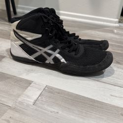 ASICS Matflex Men’s 9.5