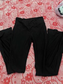 Black leggings