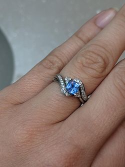Women’s Ice Blue Sapphire Platinum Diamond Ring
