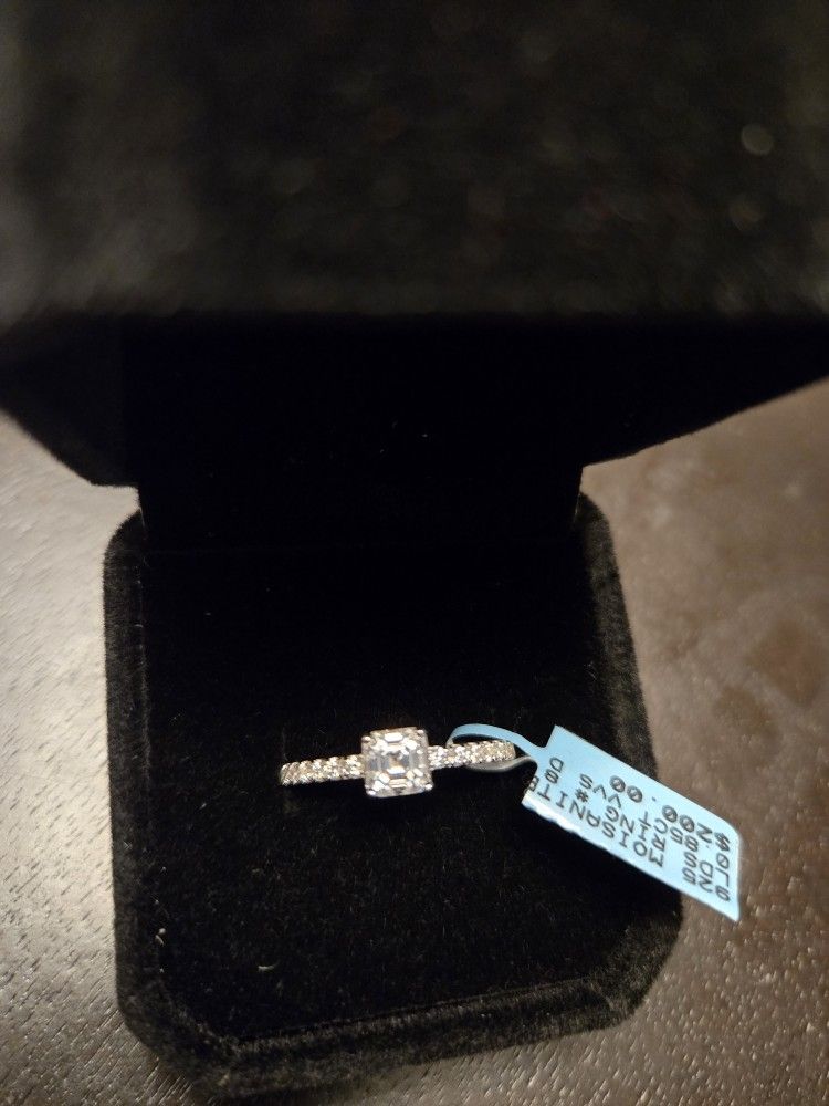 Moissanite Ring