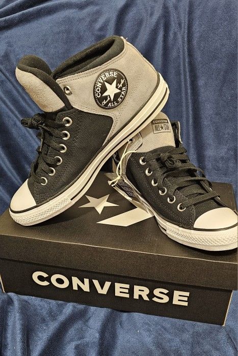 Brand New Converse Unisex