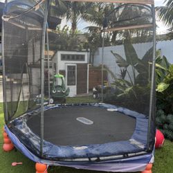 Free Trampoline-Little Tikes 7ft