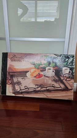 Serving tray