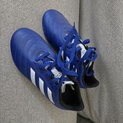 Boys soccer shoes