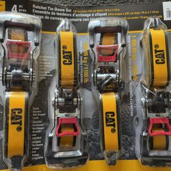 CAT 4 Piece Ratchet Tie-Down Set 