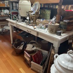 Long White Dinning Table