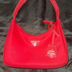 Red Re-Edition 2000 Prada Bag