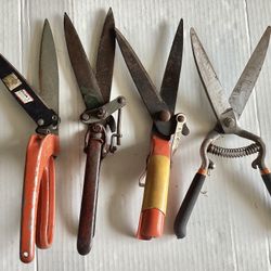 4 Vtg. Garden Tools Grass Shears Forged Steel Blades Wallace, Fiskars Etc. Hand Lawn Clippers / Trimmers