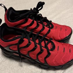 Nike Air Size 8.5 VaporMax Plus University Red Men New CU4863-600