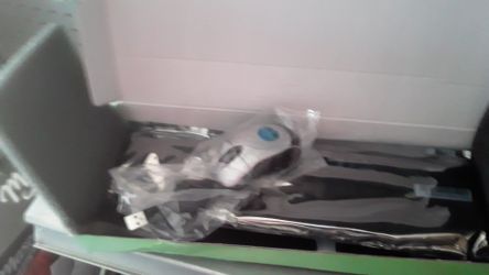 Rechargeable laptop battery pack