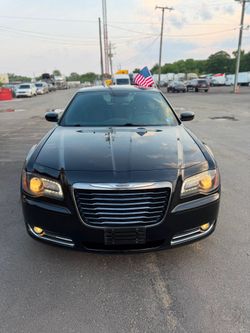 2014 Chrysler 300S V6