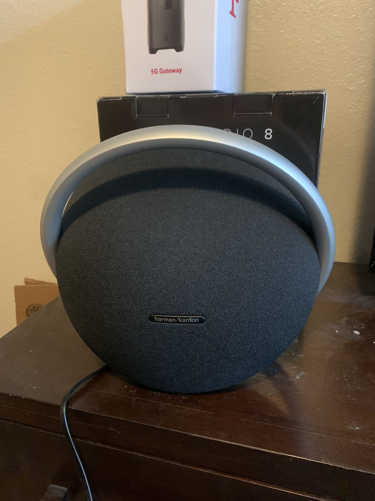 Harman/Kardon Onyx Studio 8 Speaker