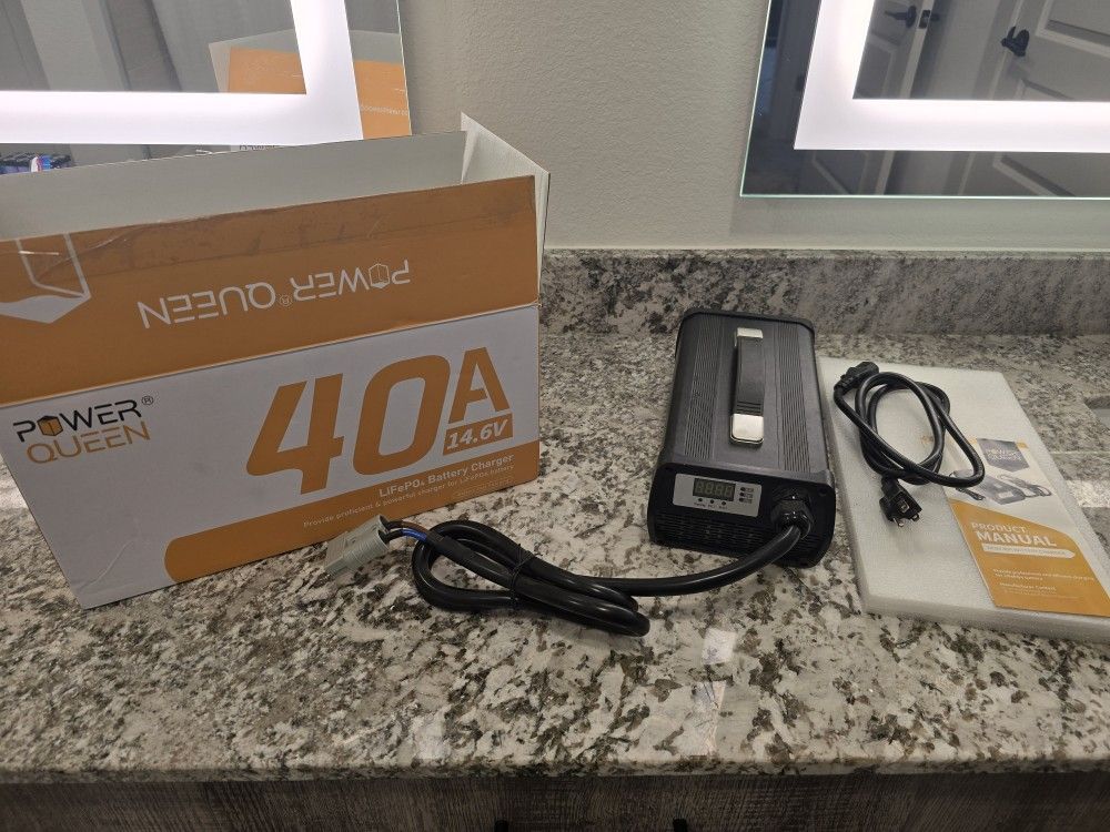 Power Queen 40A LifePO4 Lithium Battery Chrager