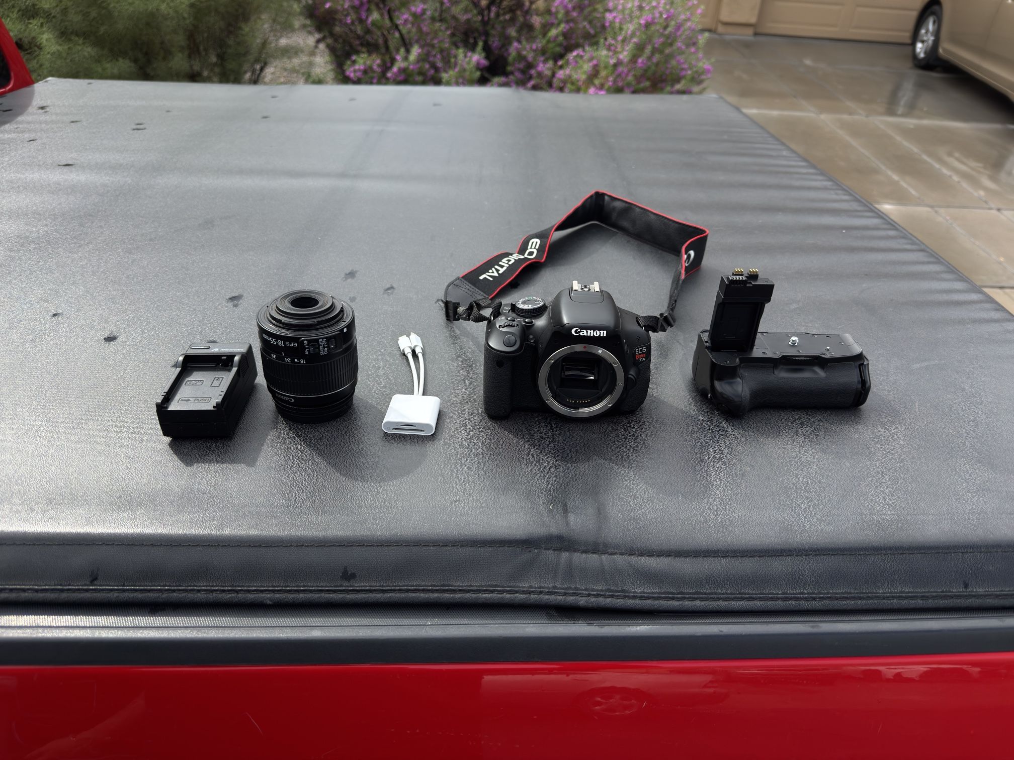 Canon T3i w/ Accesories