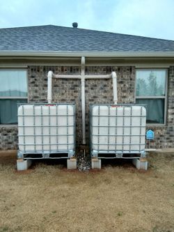 tote tank 275 gallons