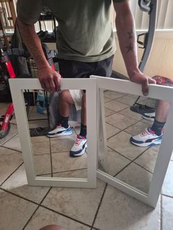 2 wall mirrors
