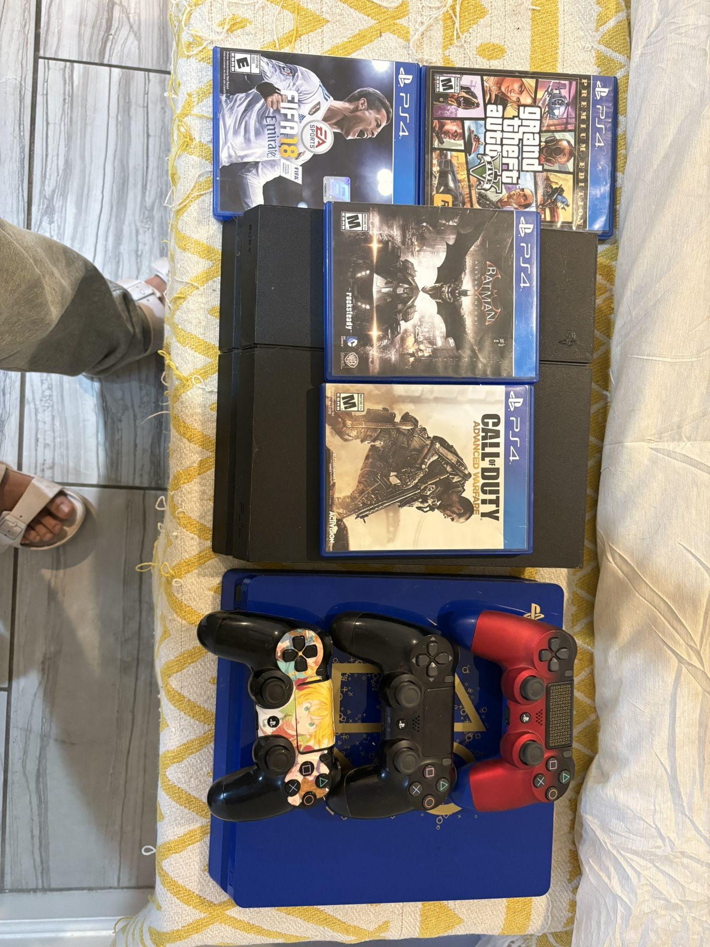 Two PS4 Sor Sales 300 for everything.