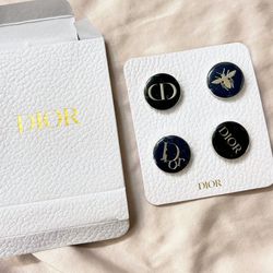 Dior beauty 4 set of Pins.