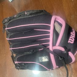 Girl’s TBall Glove 