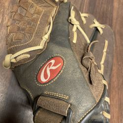 Rawlings Baseball Glove 12.5” Leather