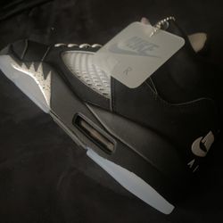 Jordan 5 Retro Metallic Reimagined(Black/Silver/Red) 