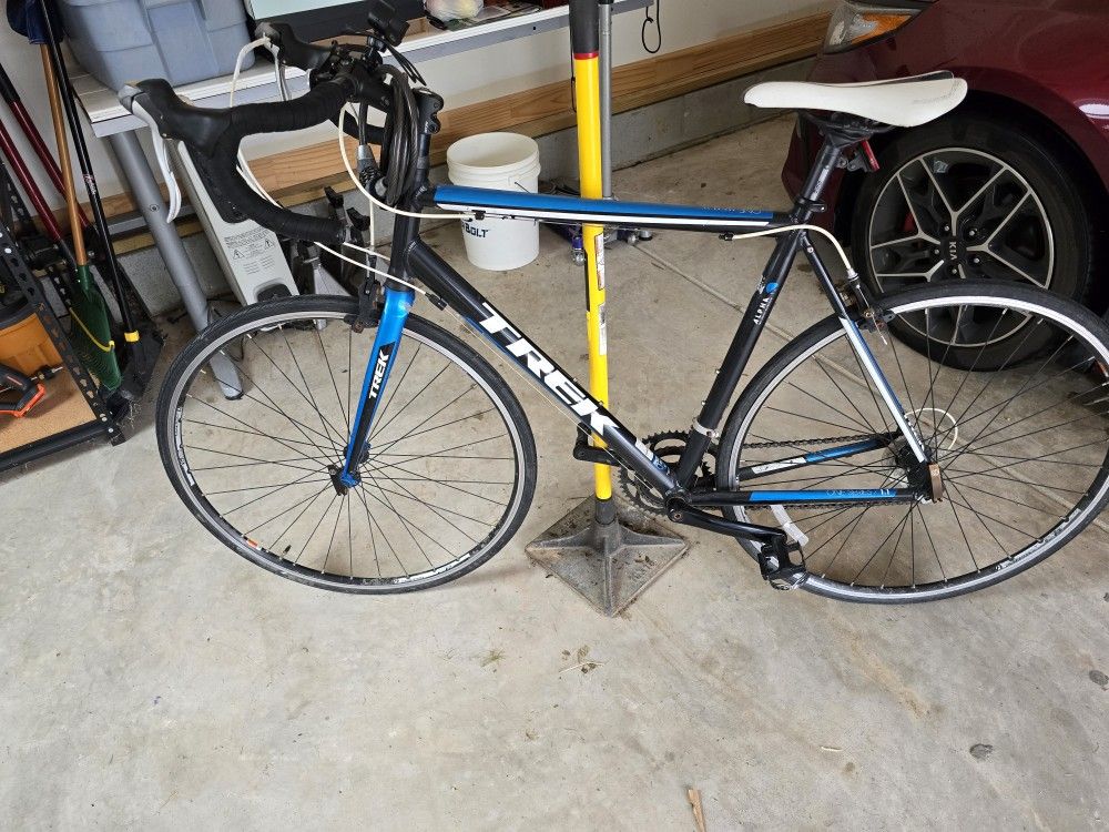 Trek 1.1 2013 Bicycle