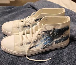 High top Wolverine canvas shoes