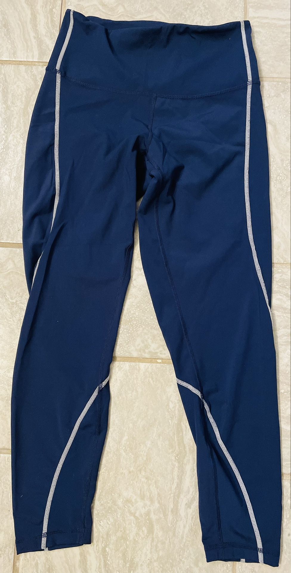 DYI Define Your Inspiration Women’s Medium Navy Leggings