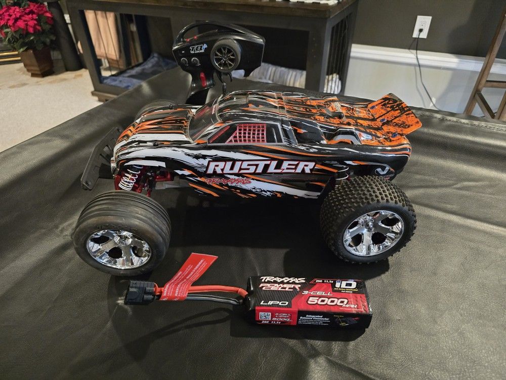 Traxxas Rustler 2wd 3s With Lots Of Upgrades