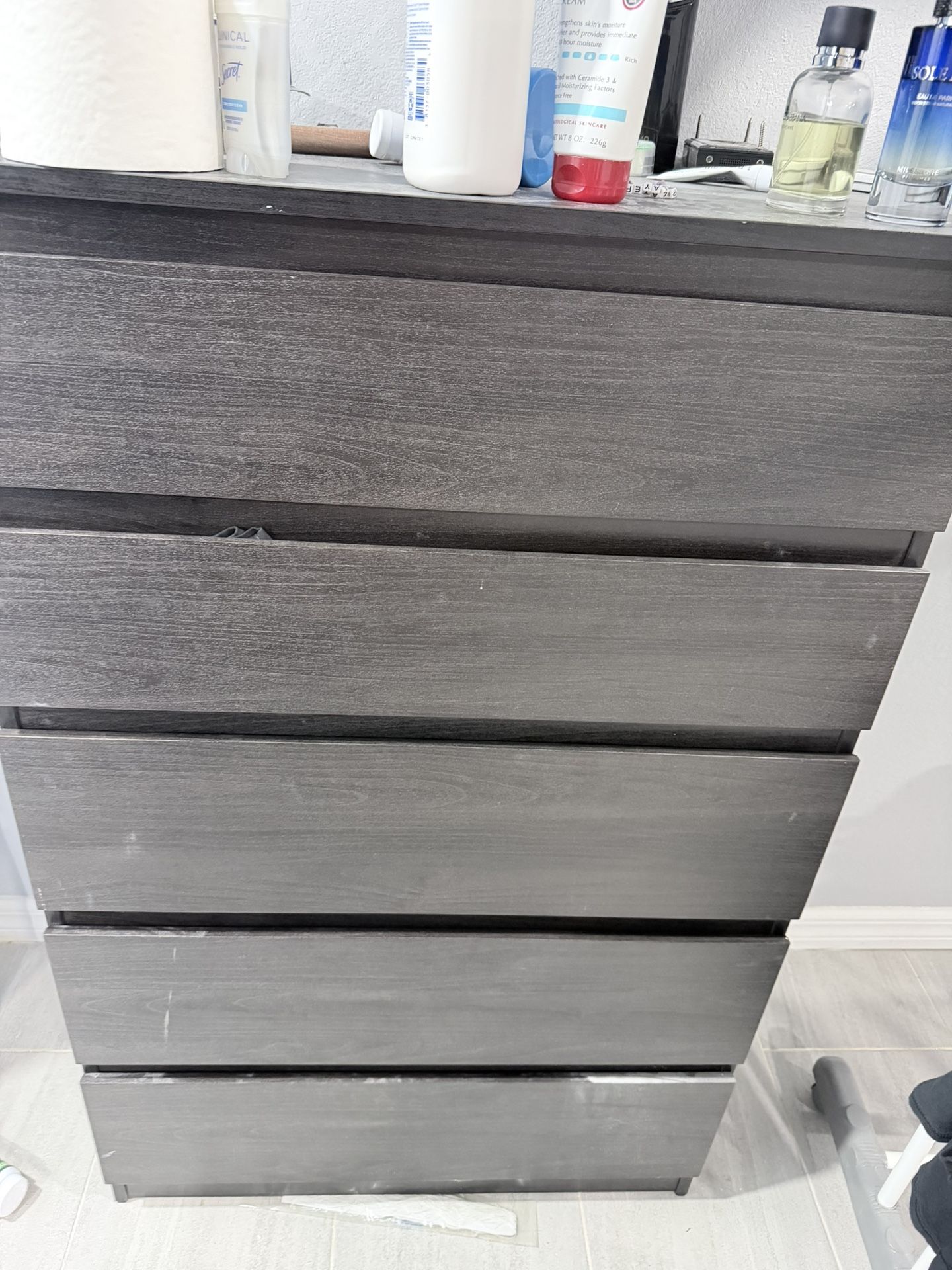 5 Drawer Dresser