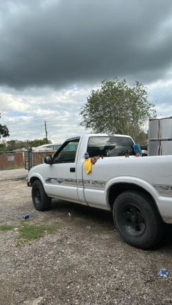 1995 S-10 2.2
