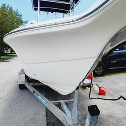  Boat Wrapping and Customization