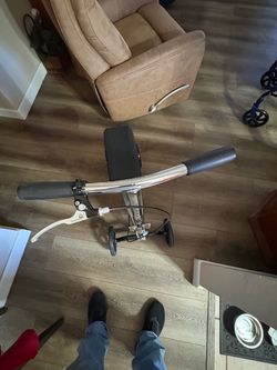 Knee scooter