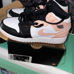 Nike Air Jordan Mid (GS) 6Y