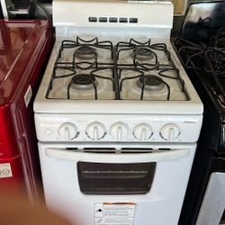 Used 20 Inches Whide Gas Stove 3 Months Guaranteed 507 Ming Ave 260$
