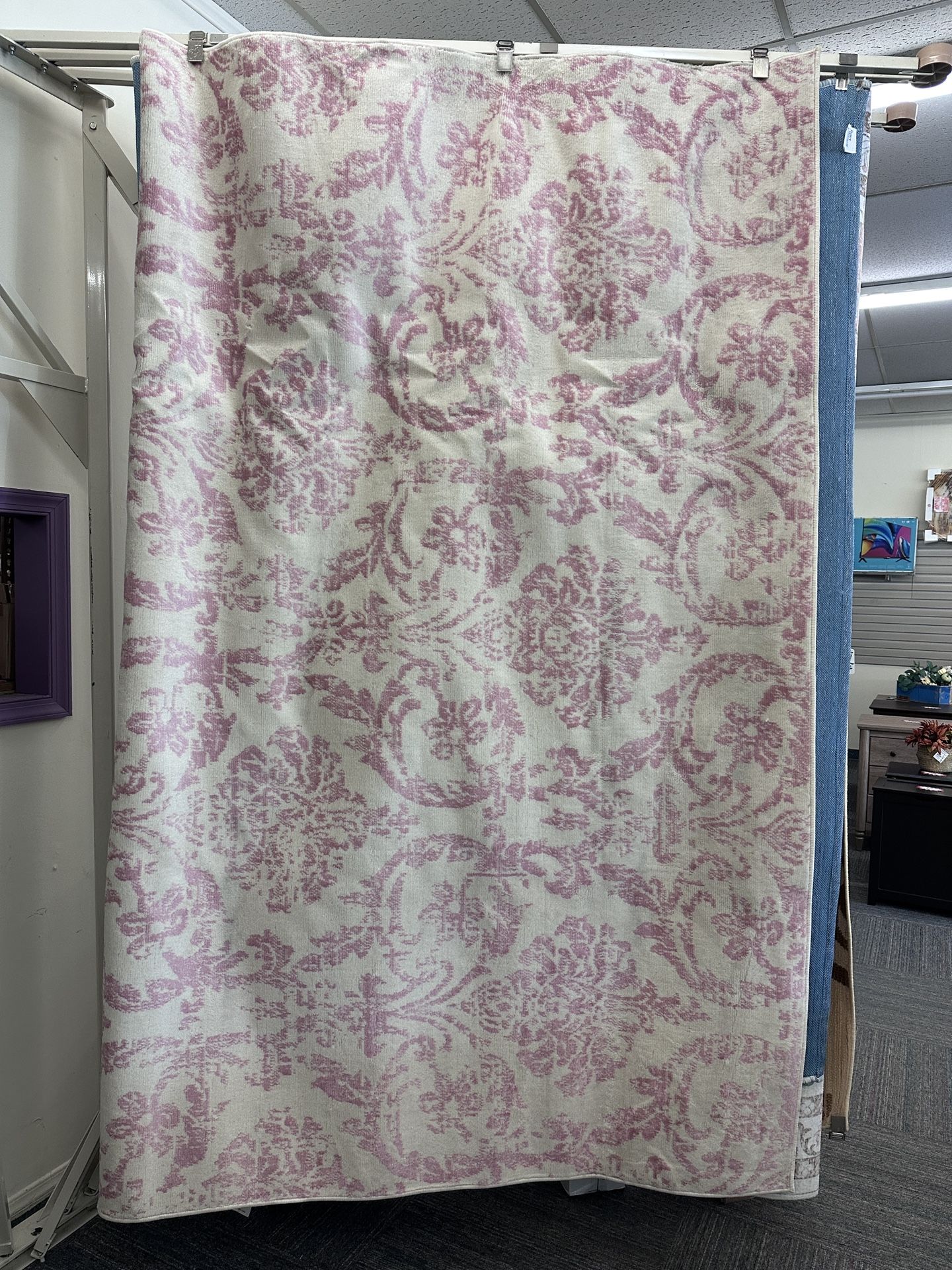 Brand New Jubilant Damask Ivory/Pink 7'10" x 9'10" Area Rug, (8x10) 