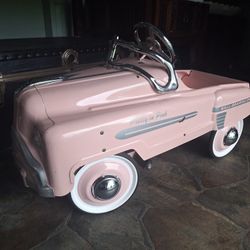 Vintage Mary Kay Pretty In Pink Pedal Car 