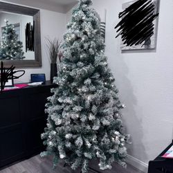 Flocked 7ft Christmas Tree