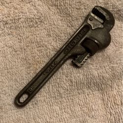 Vintage Ridged 6” Pipe wrench
