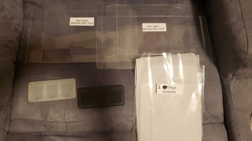 3ds/DS/Atari/Sega Genesis Video Game Box Protectors & Game cases mix lot
