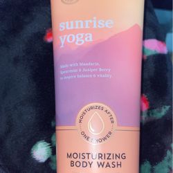 Bath And Body Works  Moisturizing Body Wash Sunrise Yoga 