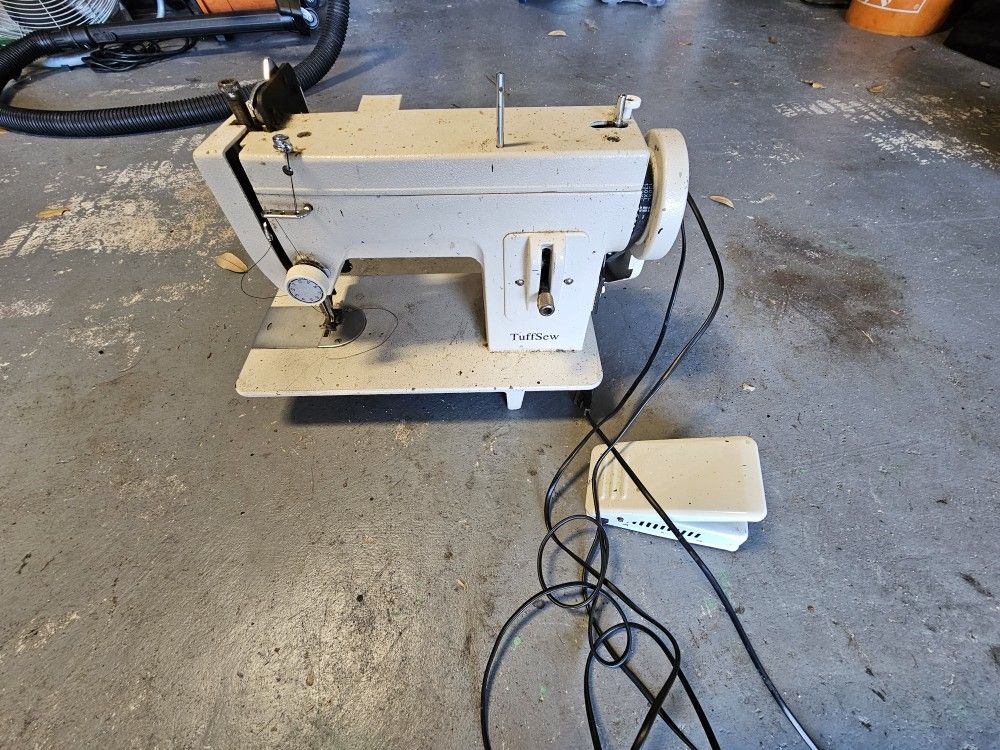 Tuffsew Straight Stich Sewing Machine 