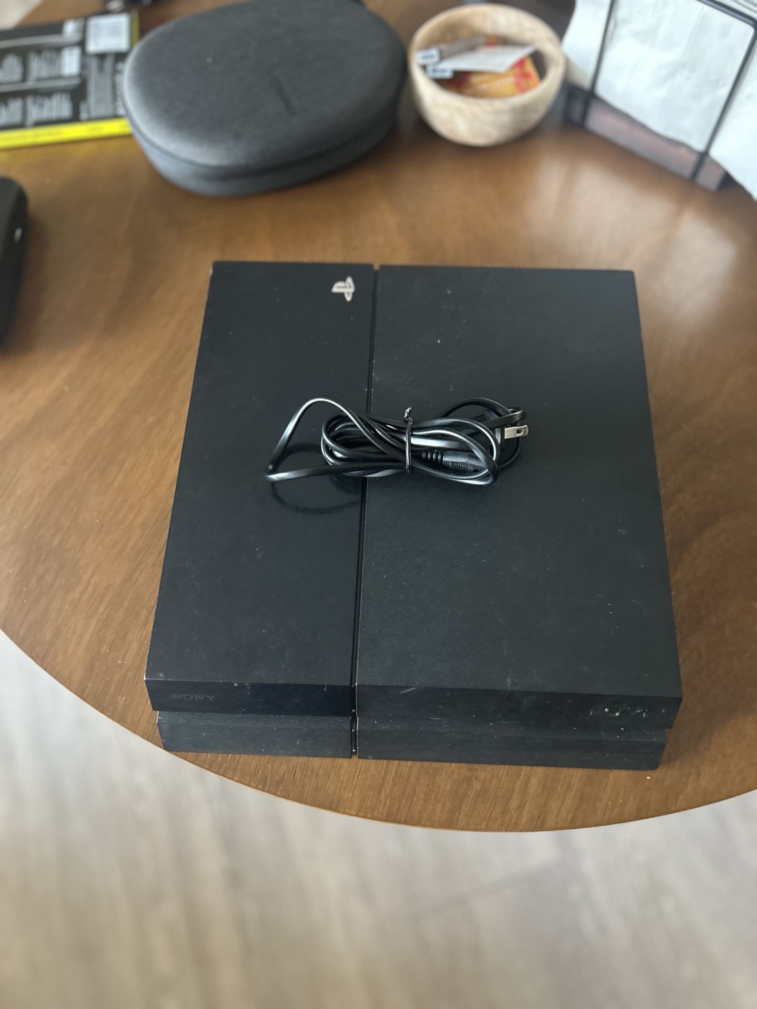Launch Model PS4 With Power Cable Broken Disk Drive