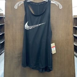 Nike Women’s Tank Top Item No. 173 (Shopgoodwill)