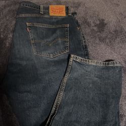 Levi’s Pants 