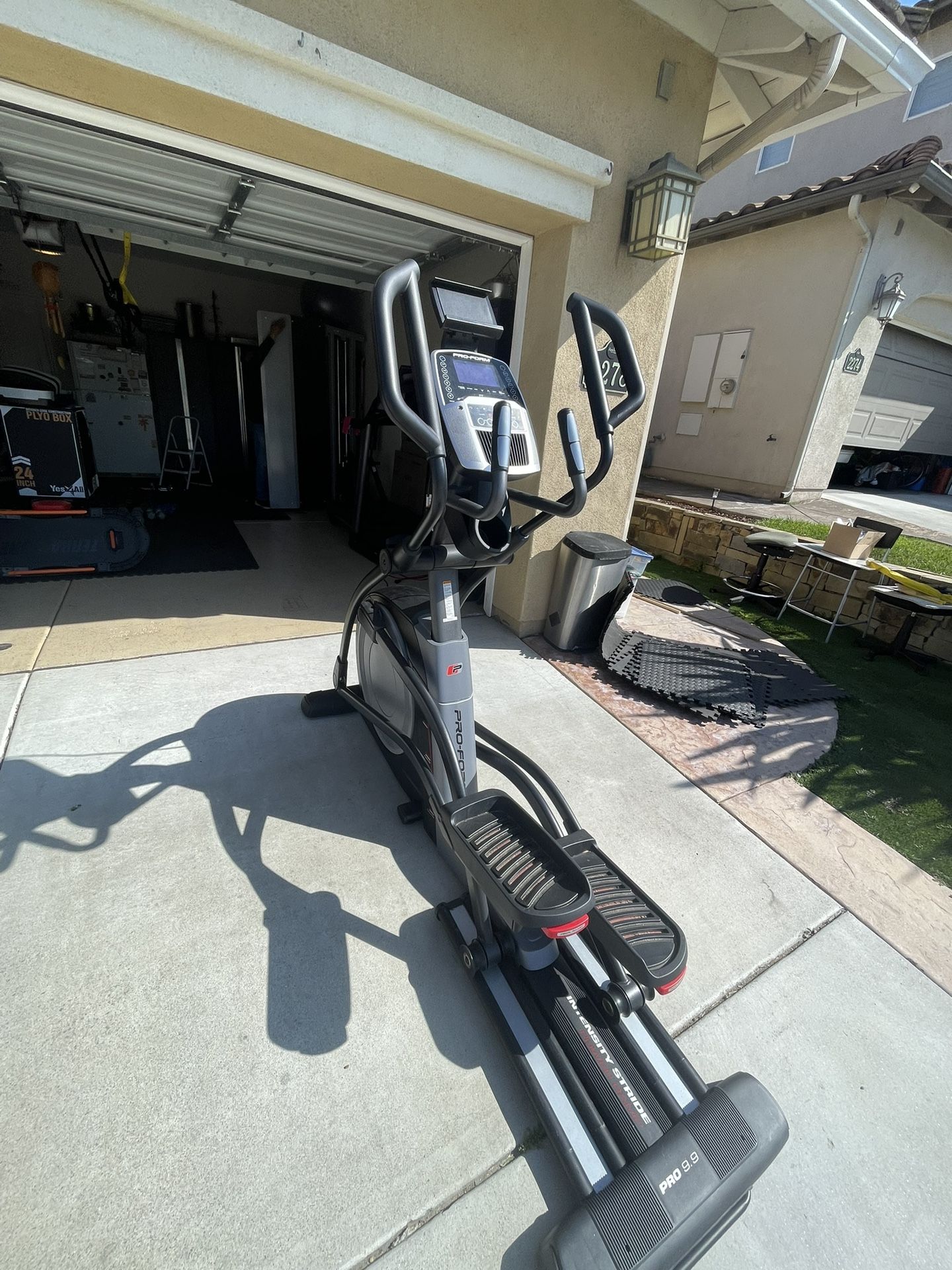 Pro Form Elliptical