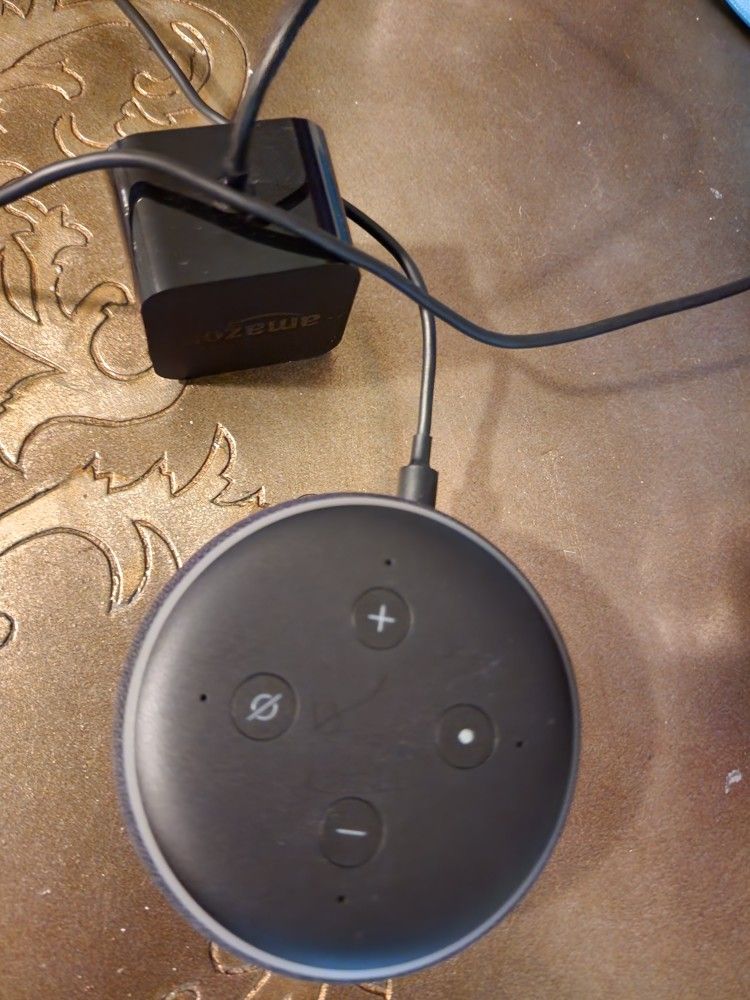 Amazon Echo Dot 3